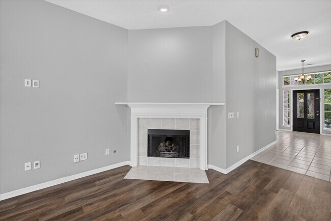 Building Photo - 26 Millport Dr
