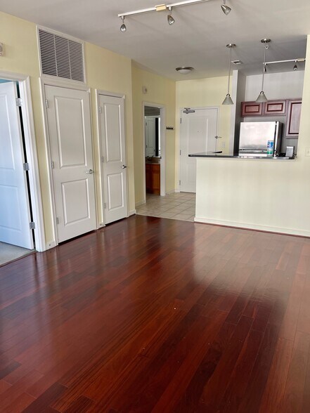 Building Photo - 6506 America Blvd