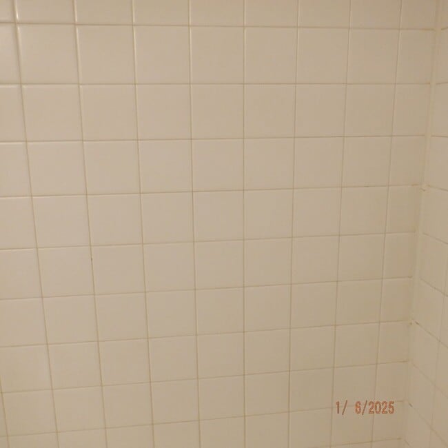 Building Photo - 83-3-2