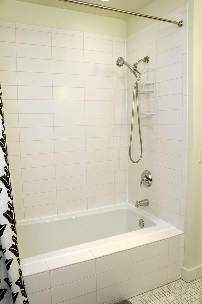 Building Photo - 3601 S River Pky