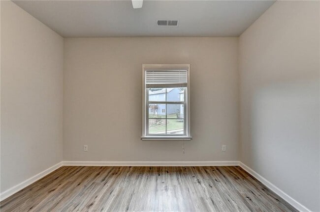 Building Photo - 2017 Yvette Wy