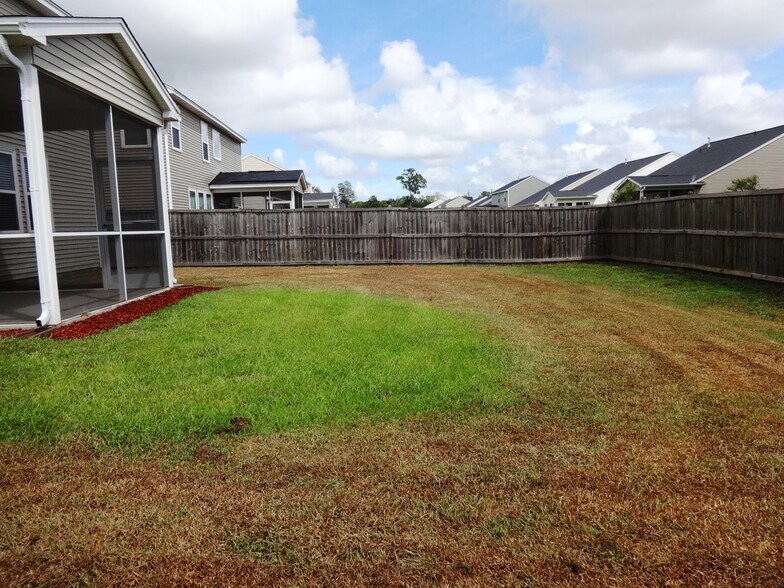 Building Photo - 3115 Conservancy Ln