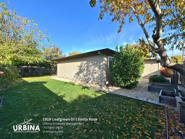 Building Photo - Move-In Ready 3-Bedroom Gem in Santa Rosa with Gorgeous Outdoor Space!