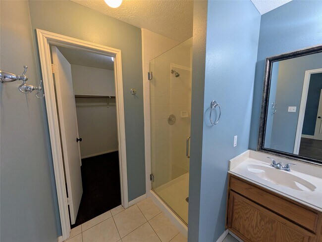 Building Photo - 14619 Golden Cypress Ln