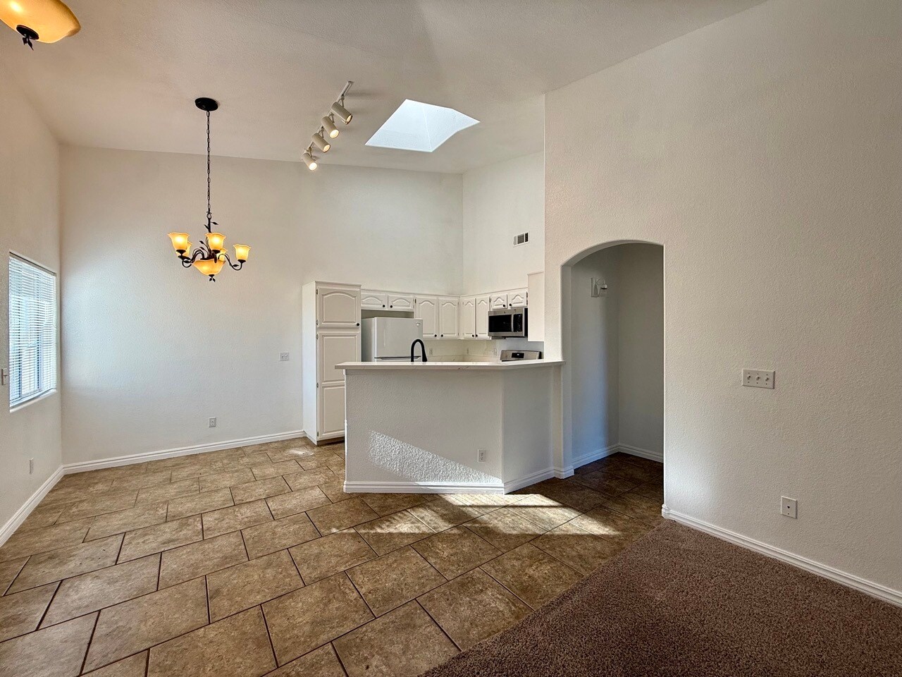 Building Photo - 3320 S Fort Apache Rd