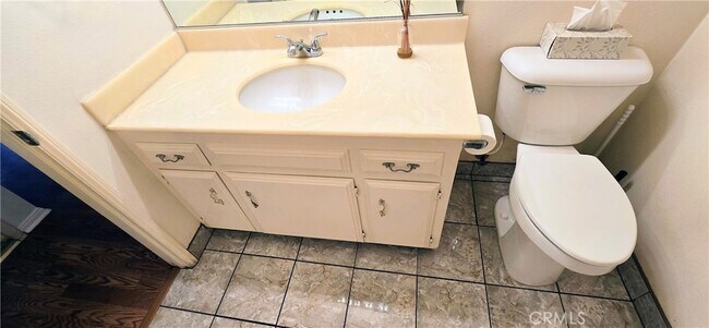 Building Photo - 10353 Downey Ave