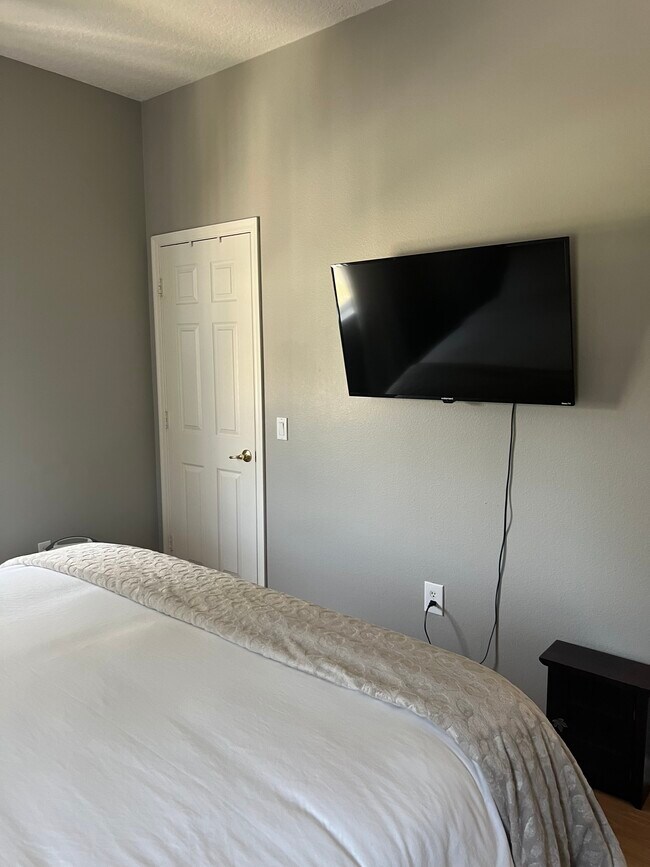 Building Photo - 14008 Chicora Crossing Blvd