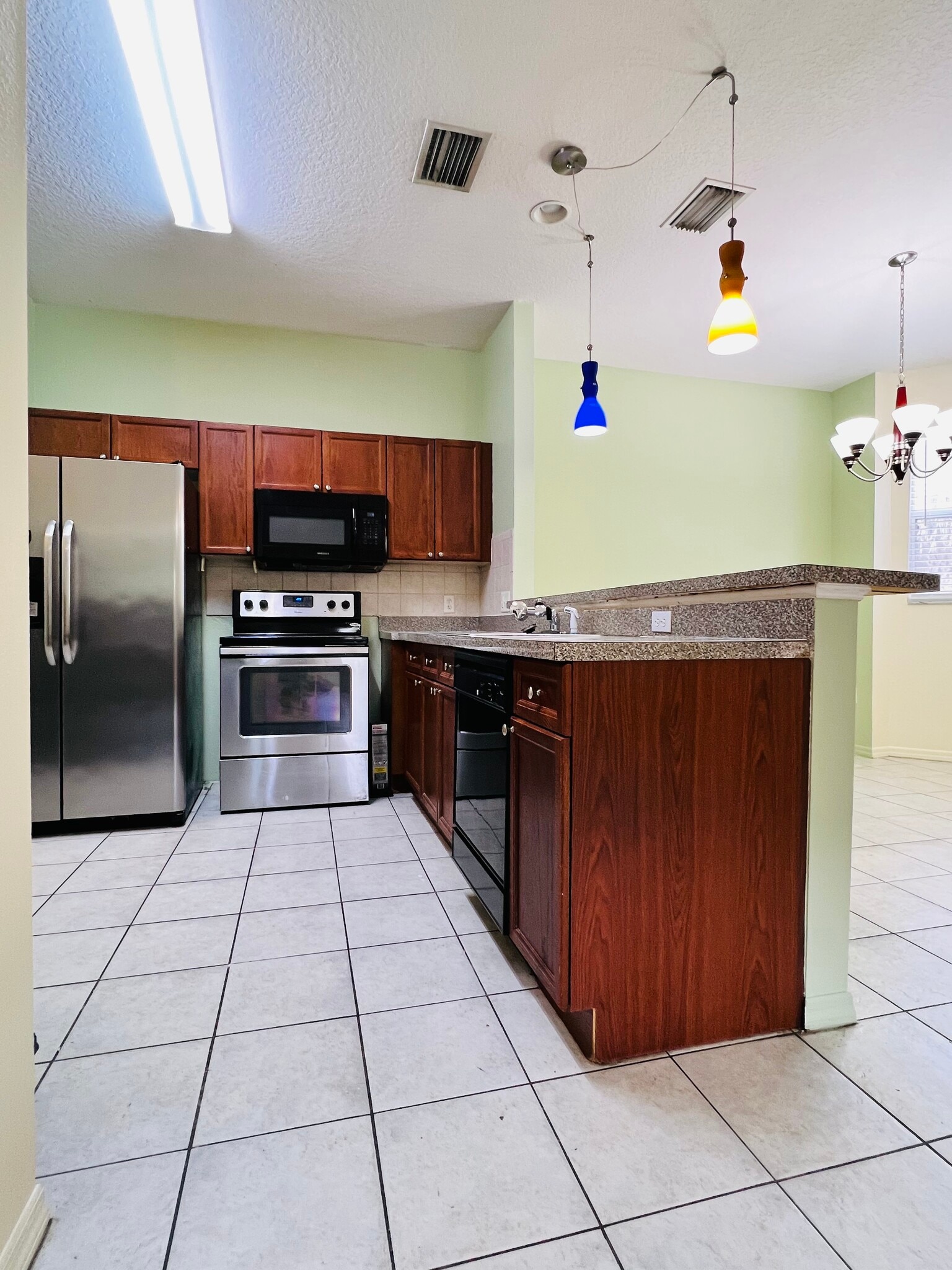 Building Photo - 71 Emerald Bay Dr