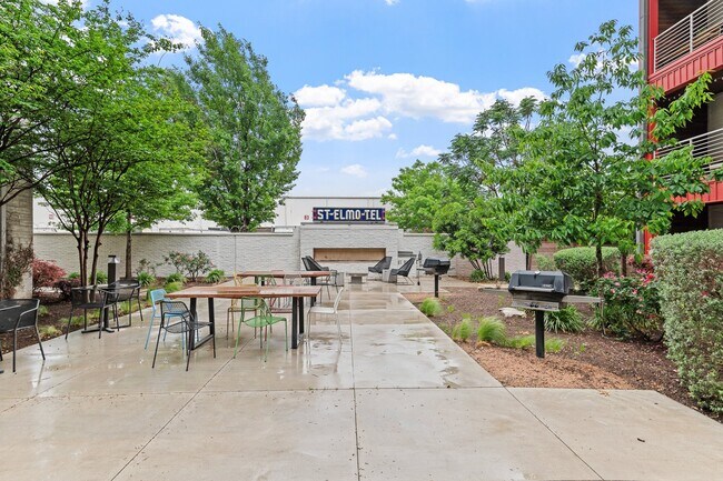 Building Photo - 4361 S Congress Ave