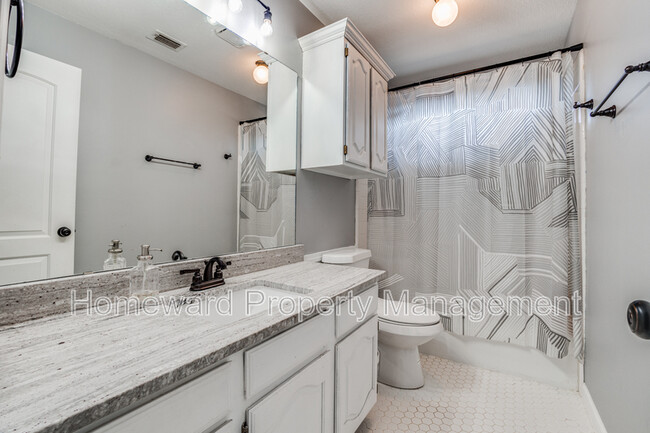 Building Photo - 3509 Druid Way