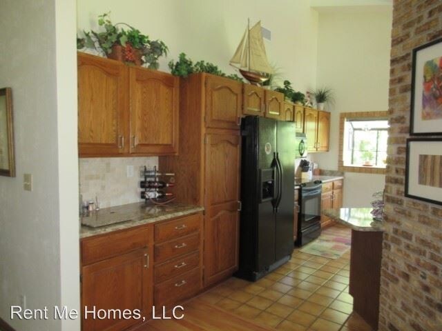 Building Photo - 3 br, 2 bath House - 204 Sage Brush Trail