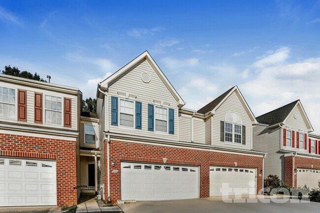 Building Photo - 202 Golden Eagle Way