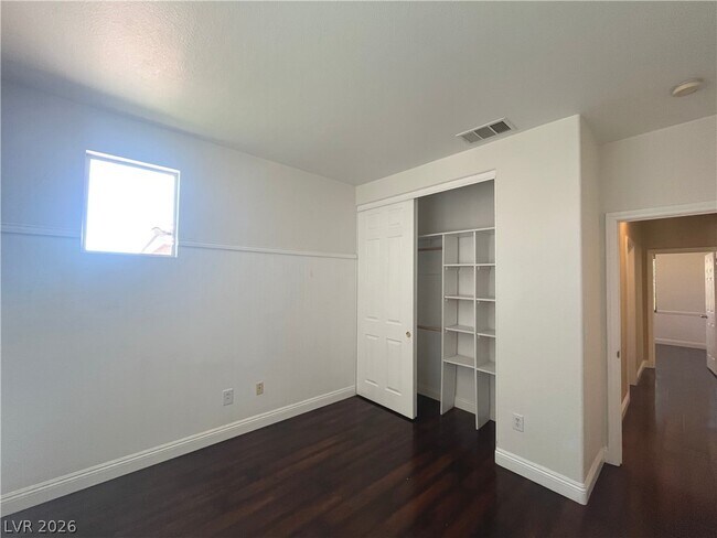 Building Photo - 1809 Snow Spring Ln