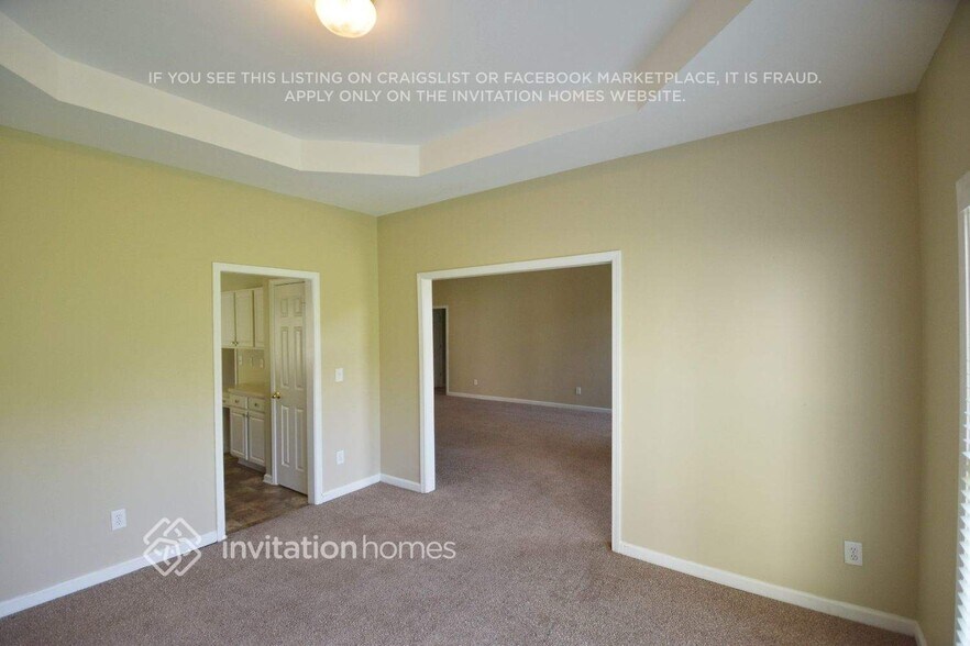 Building Photo - 30 Rosemoore Dr
