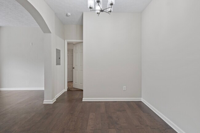 Building Photo - 4805 Lyons View Pike