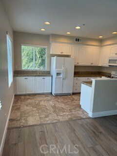 Building Photo - 33760 Willow Haven Ln