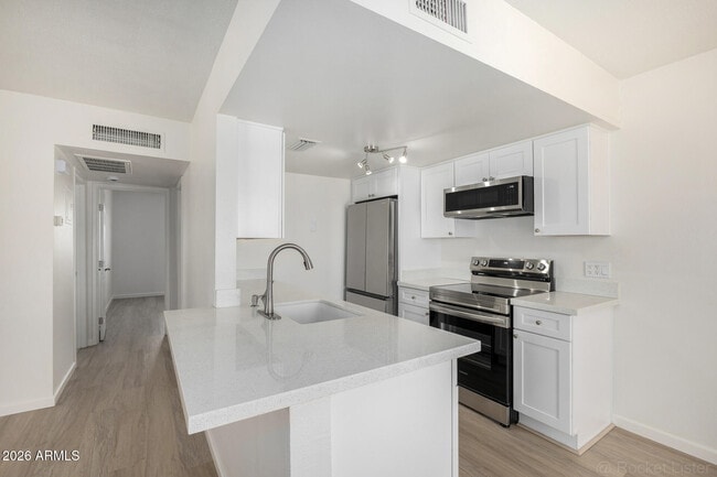 Building Photo - 14252 N Boxwood Ln