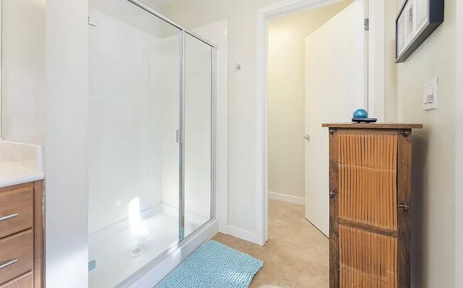 Building Photo - 288 3rd St