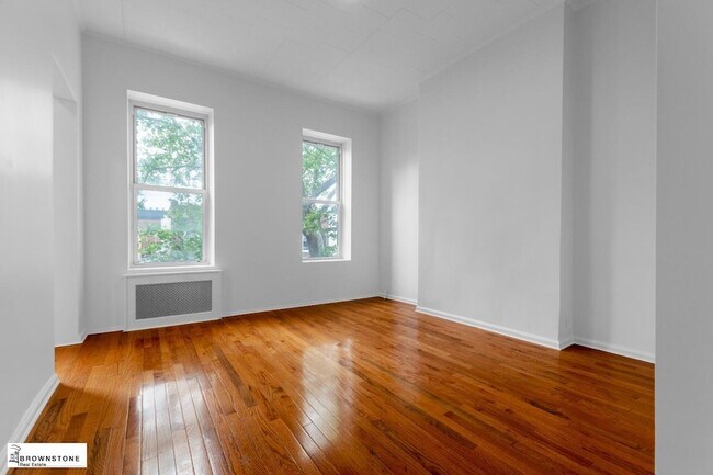 Building Photo - 193A 29th St