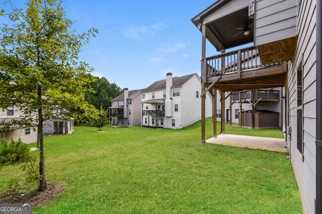 Building Photo - 732 Overlook Gln Dr