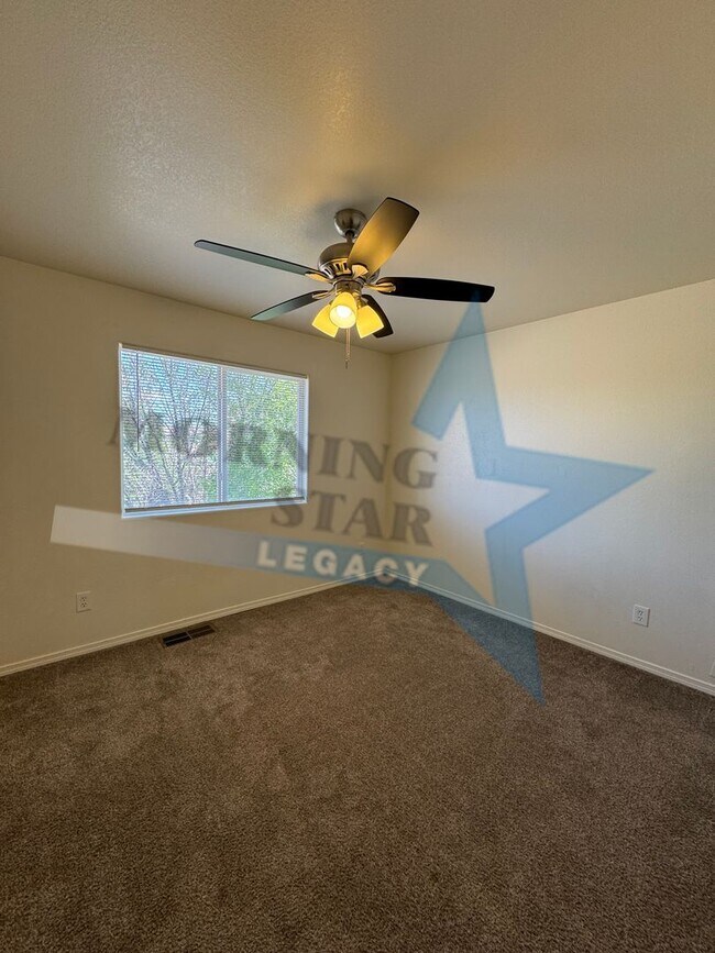 Building Photo - REDUCED! Spacious 4 Bed House in Rincon Mesa!