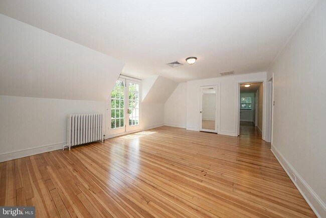 Building Photo - 504 Harriton Rd