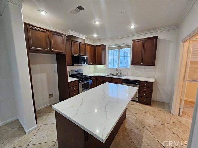 Building Photo - 20 Preston Ln