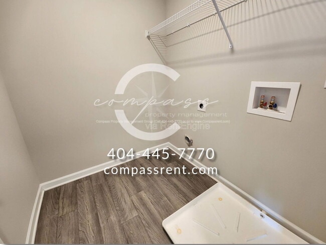 Building Photo - 103 Squarewood Ln NW