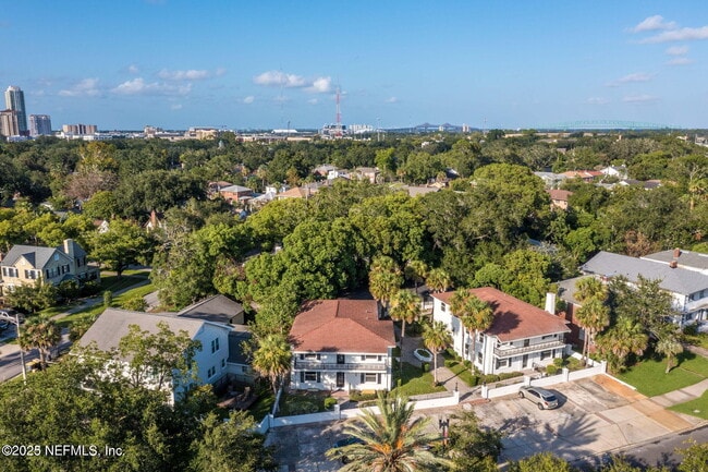 Building Photo - 1827 San Marco Blvd