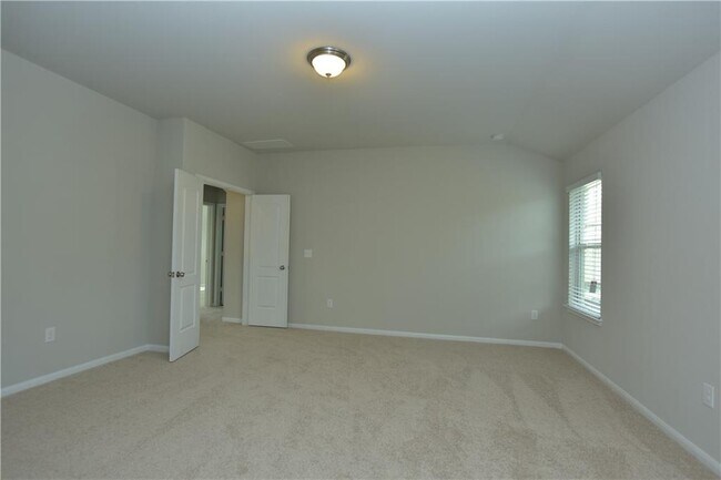 Building Photo - 2412 Etta May Ln