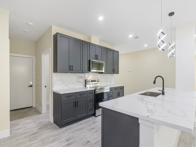 Building Photo - 327 Rd 5840