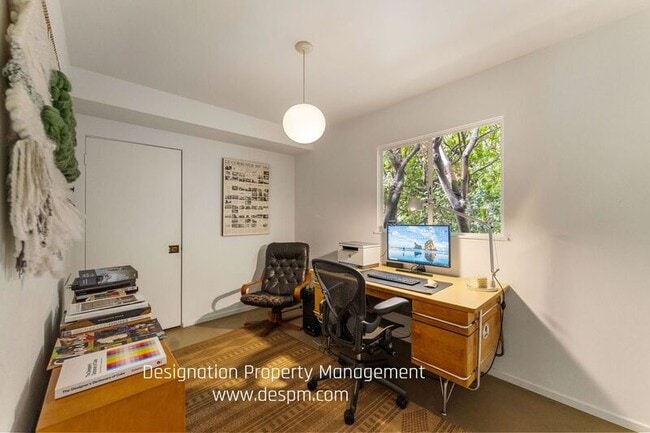 Building Photo - 1716 Putney Rd