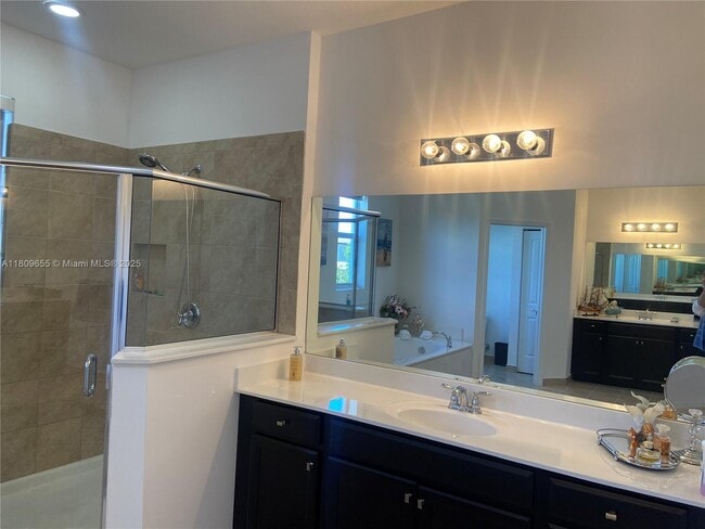 Building Photo - 25416 SW 121st Ct