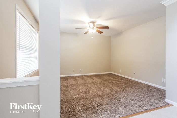 Building Photo - 7203 Tresa Dr