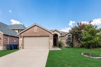 Building Photo - 1804 Abbeygale Dr