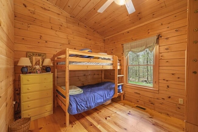 Building Photo - Peaceful Log Home Retreat – Long-Term Beck...