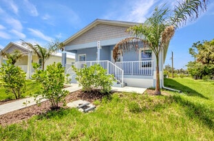 Building Photo - 409 Carmalita St