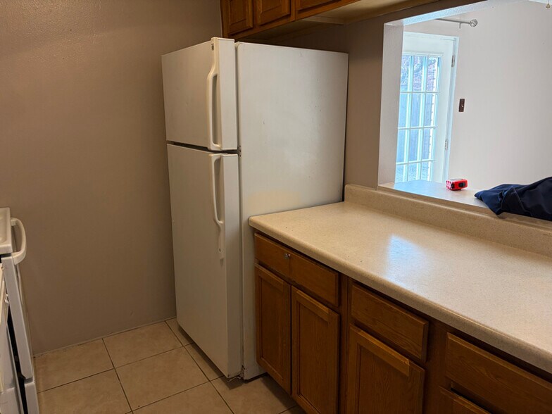 Building Photo - 4506 Laplace St