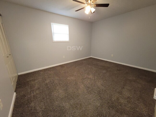 Building Photo - 1207 Payton Pl