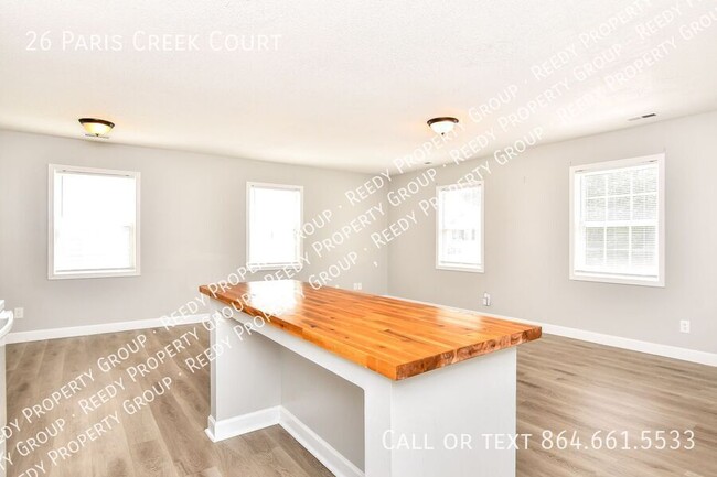 Building Photo - 26 Paris Creek Ct