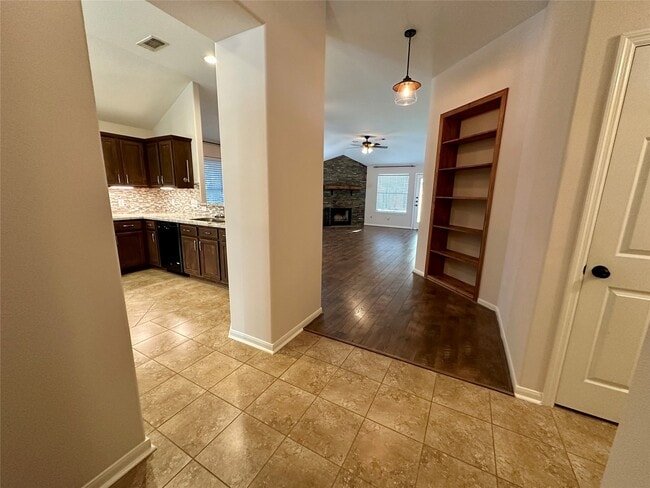 Building Photo - 18410 Cypress Meade Ln