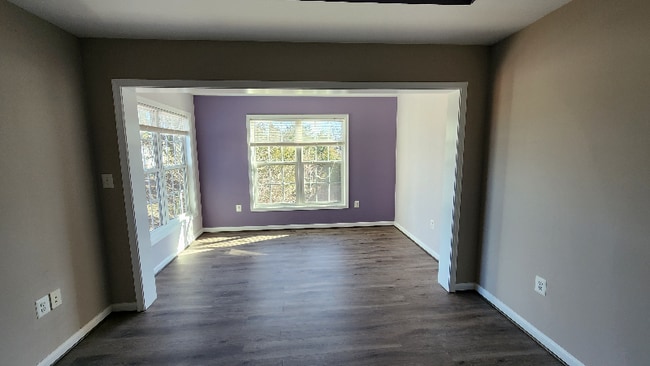 Building Photo - 25146 Harpenden Terrace