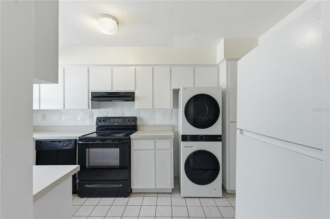 Building Photo - 7551 Abonado Rd