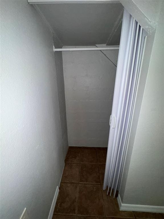 Building Photo - 3107 S Crystal Lake Dr