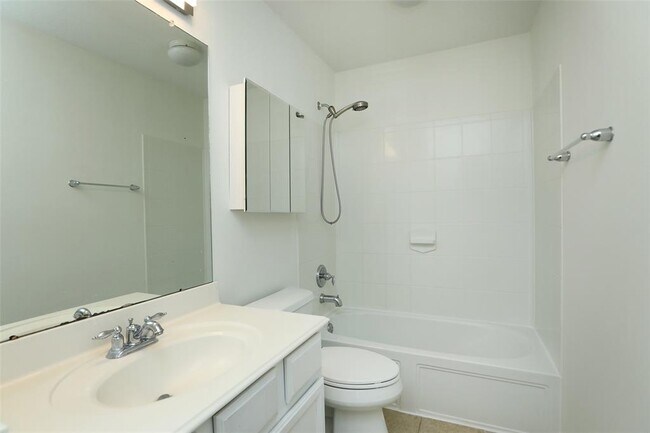 Building Photo - 11411 Cypresswood Trail Dr