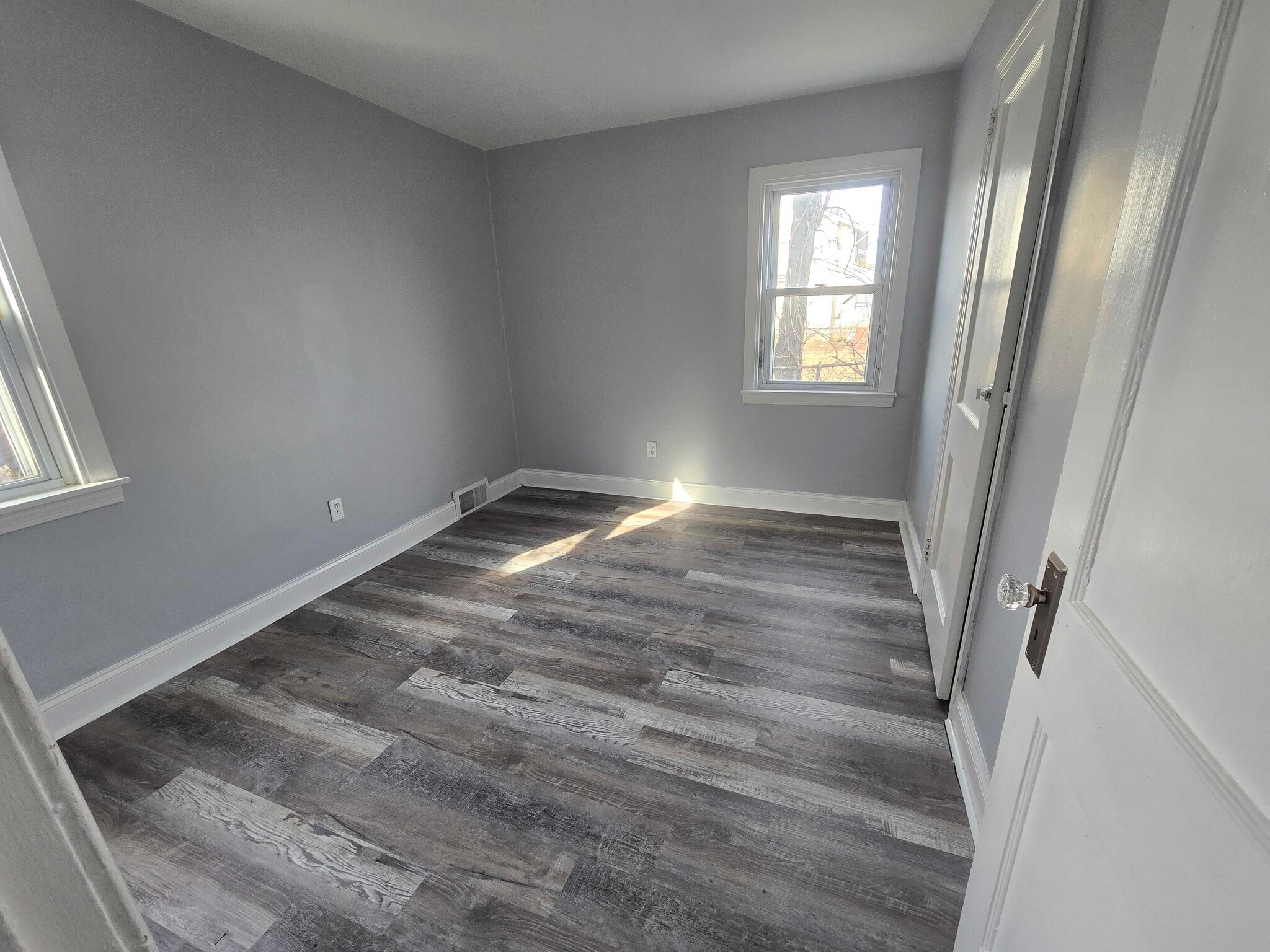 Building Photo - 1502 Market St