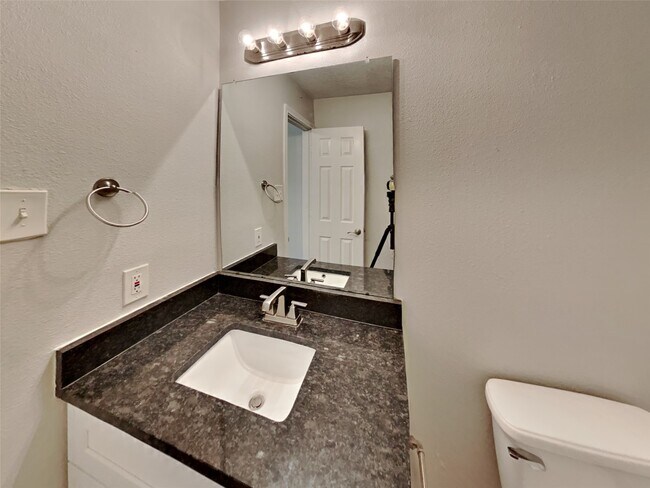 Building Photo - 6303 Tall Canyon Ct