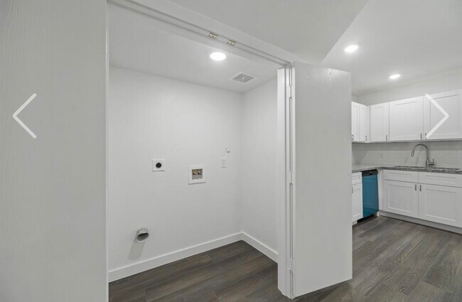 Building Photo - 7813 Laura Koppe Rd