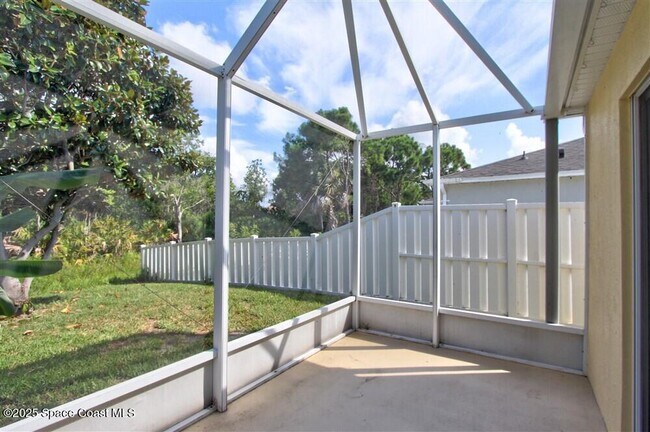 Building Photo - 4810 Manchester Dr