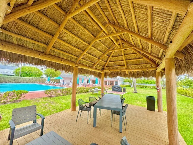 Building Photo - 2401 Collins Ave